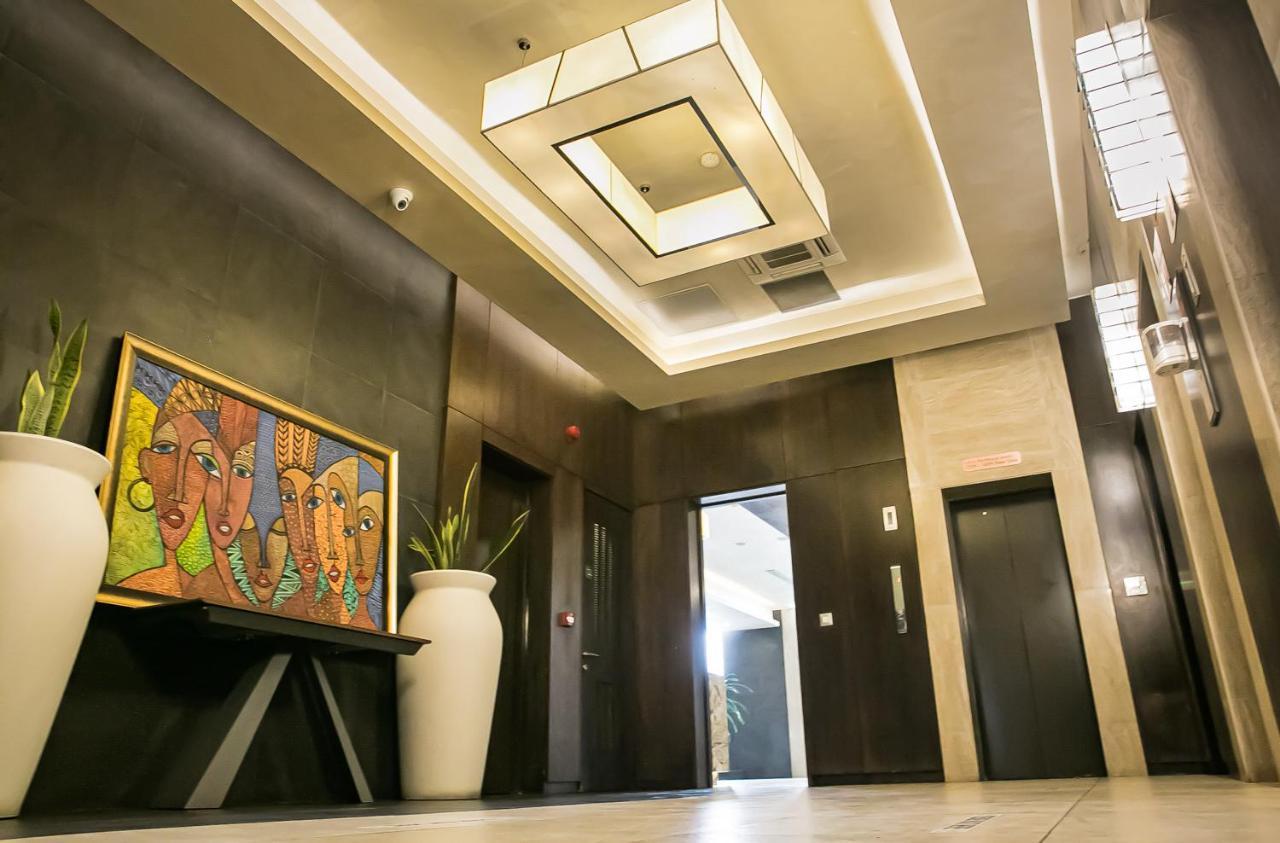 Royal Residences By Design Union Aliayabiagba Екстериор снимка