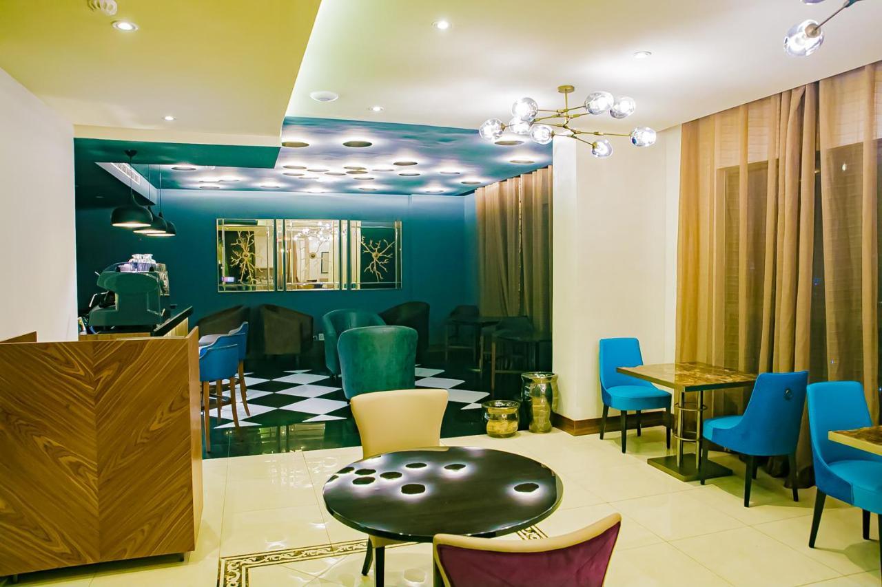 Royal Residences By Design Union Aliayabiagba Екстериор снимка