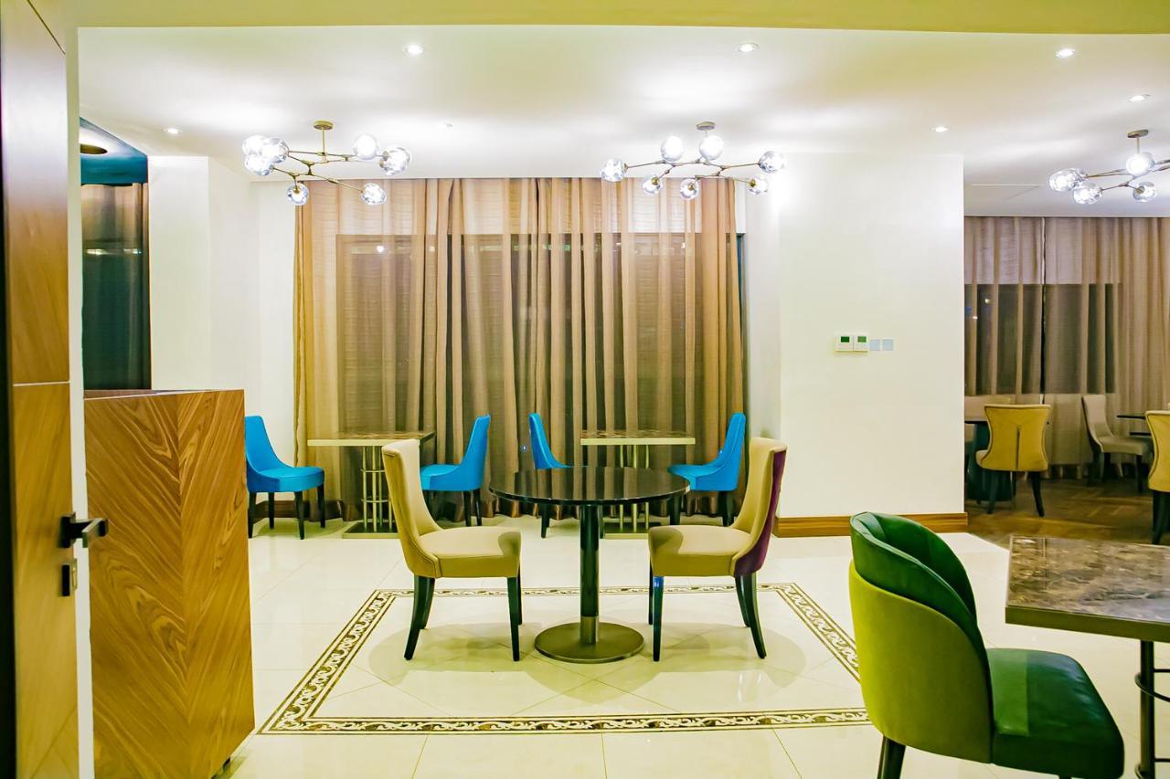 Royal Residences By Design Union Aliayabiagba Екстериор снимка