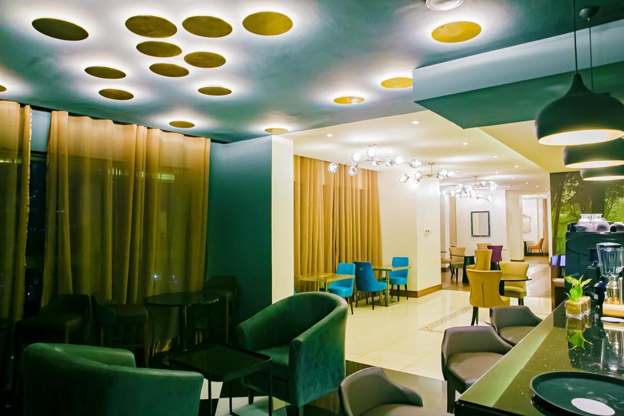 Royal Residences By Design Union Aliayabiagba Екстериор снимка